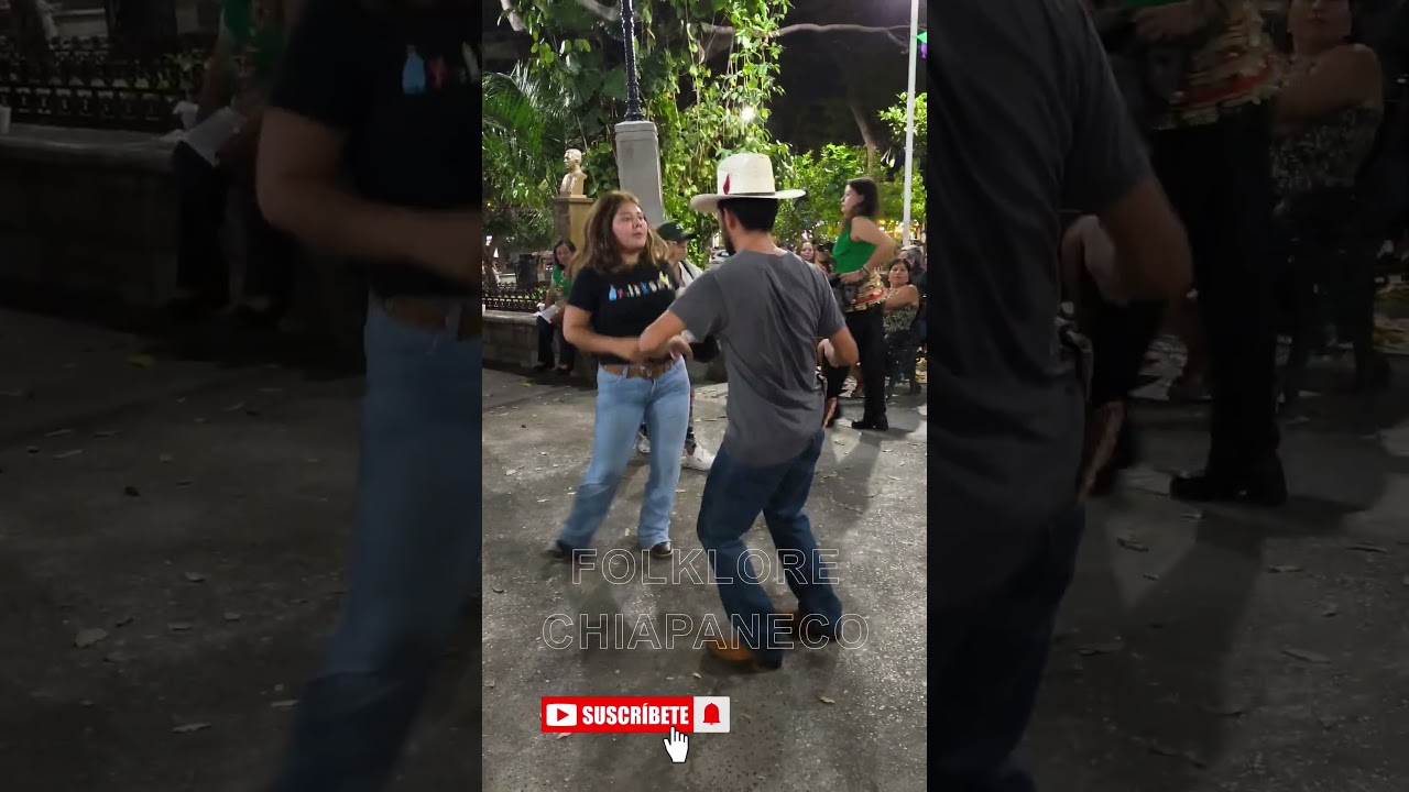 Baile en el Parque la Marimba #baile #marimbasorquestas #chiapas #youtubeshorts #youtubeshortsviral