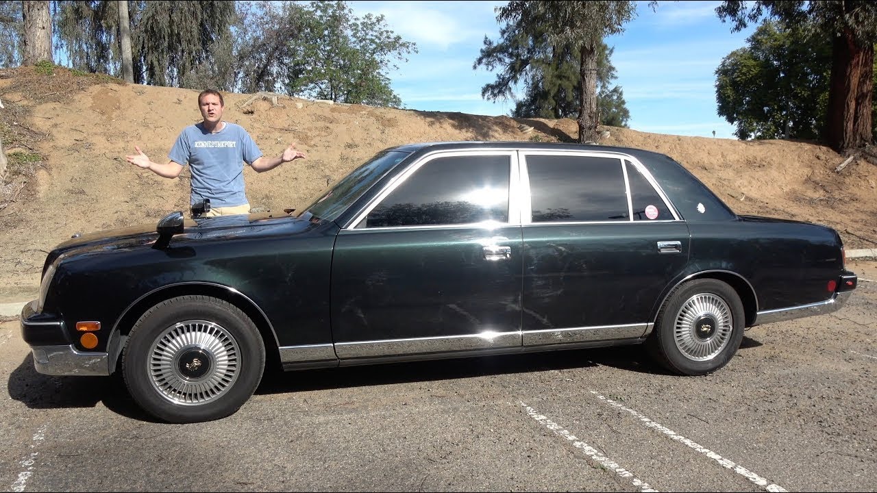 Toyota Century V12 - это потрясающий японский ультра-люксовый седан