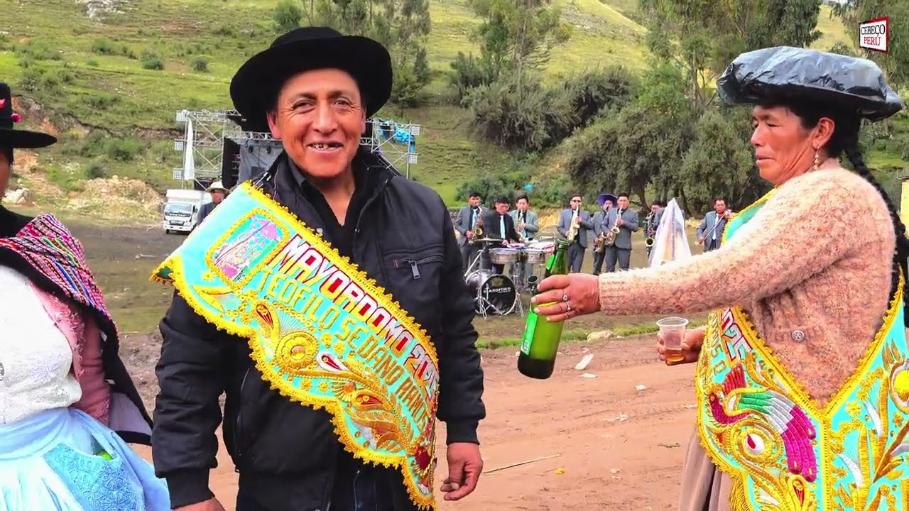 (FIESTA PATRONAL DE CALVARIO EN HONOR A TAYTA CHACRERO 2025 TEOFILO SEDANO Y CARMEN MATAMOROS VOL.3