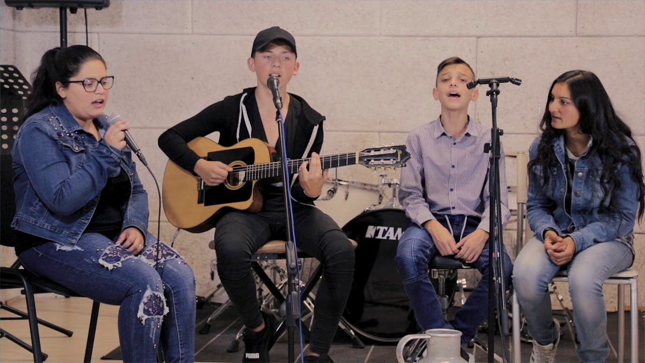 Homokba &iacute;rva -  Luk&aacute;cs Vanessza, ,Luk&aacute;cs Janika, T&oacute;th Zolika, Bada Melissza