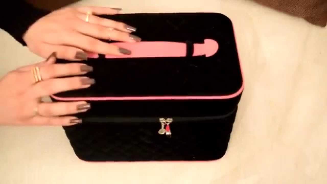 حقيبة مكياج ميفا في السفر