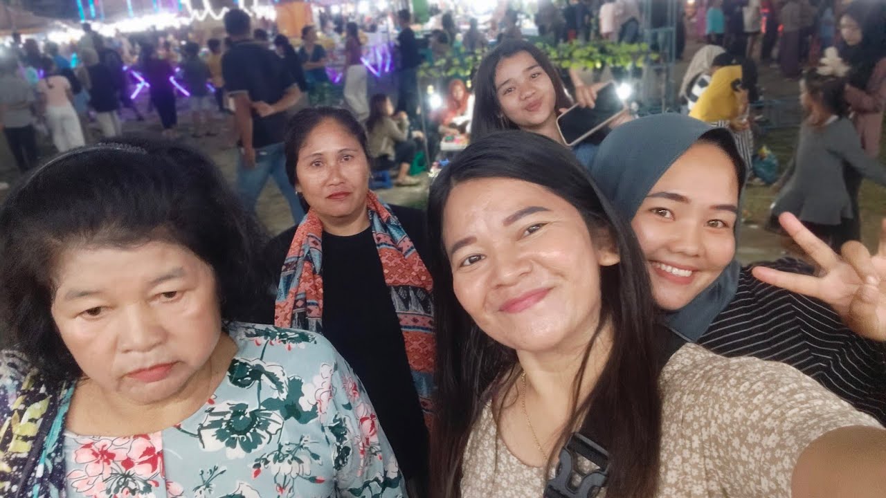 Tahun baru ke pasar malam||kami diusir gara