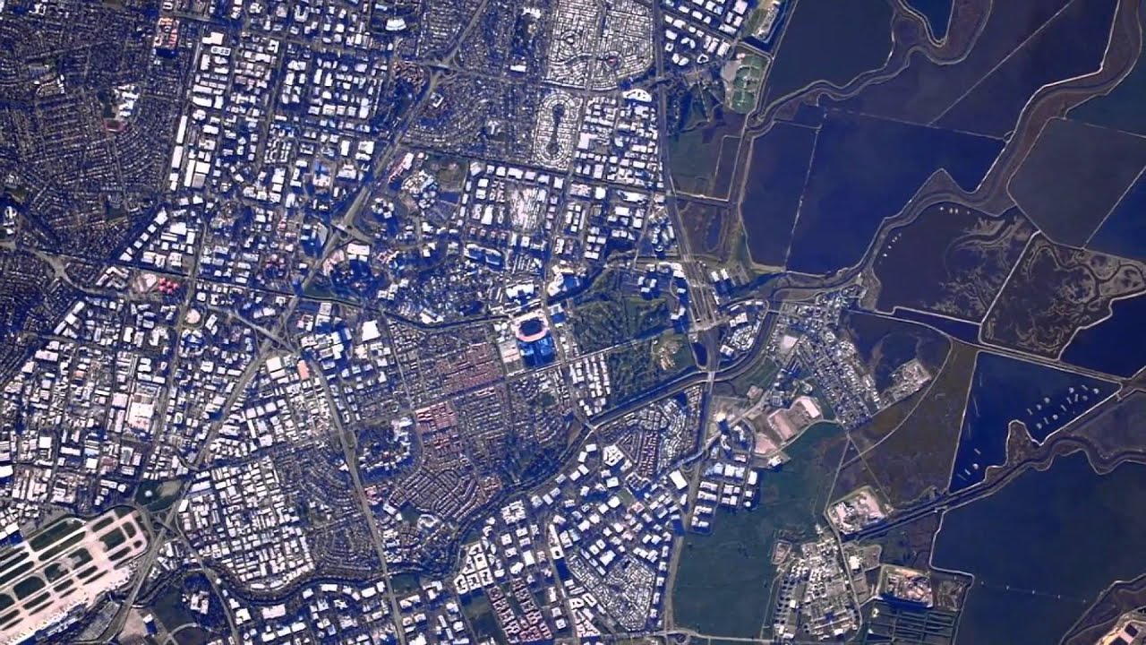 Foto del D&iacute;a de la NASA la Estaci&oacute;n Espacial esp&iacute;a la Super Bowl