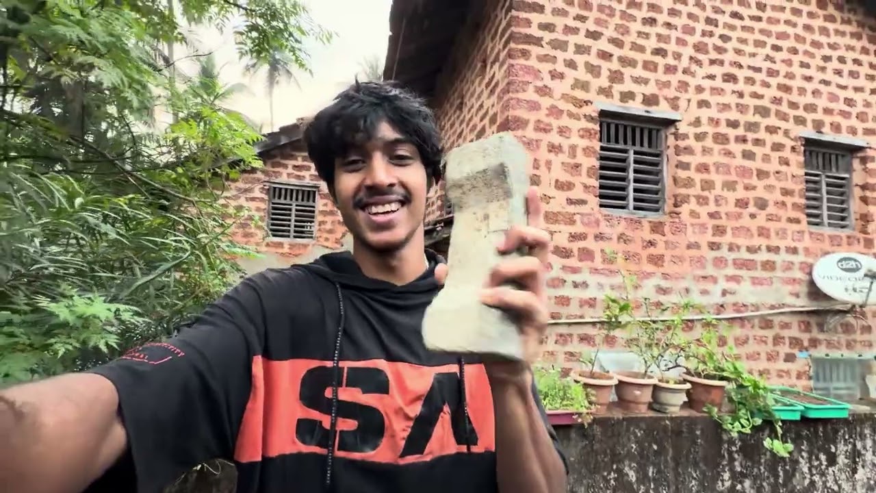 My Room Tour 🏠🥲 | Bohat Purana Ghar But Full Memories | Honest Vlog