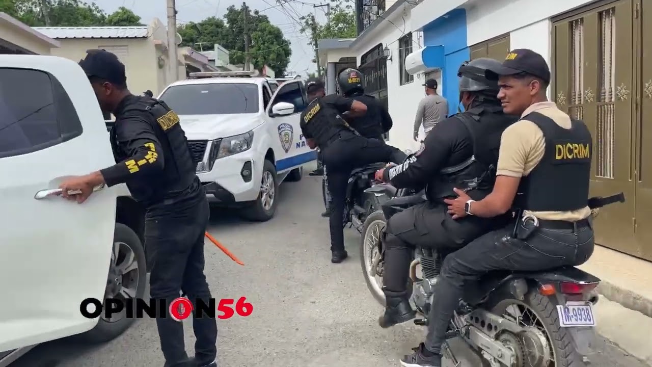 DICRIM realiza operativo en farmacias “ Raras” en San Francisco de Macorís
