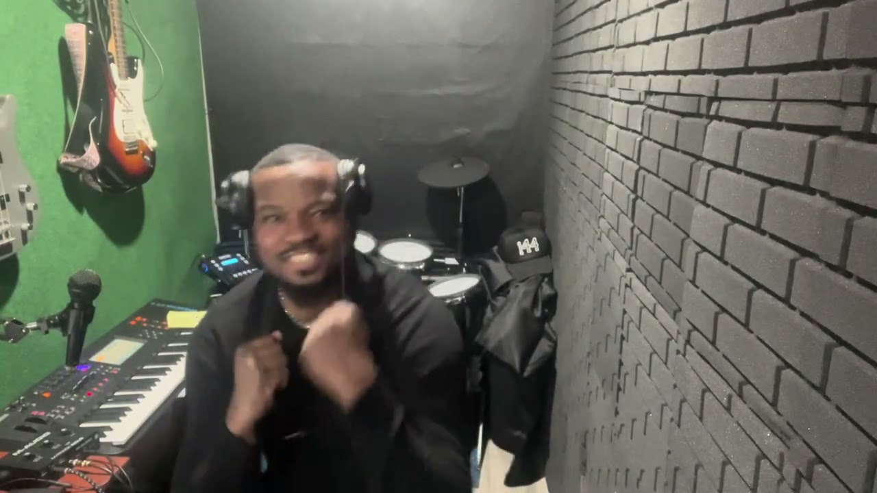 Smash or Pass? Different sound at pfs studio