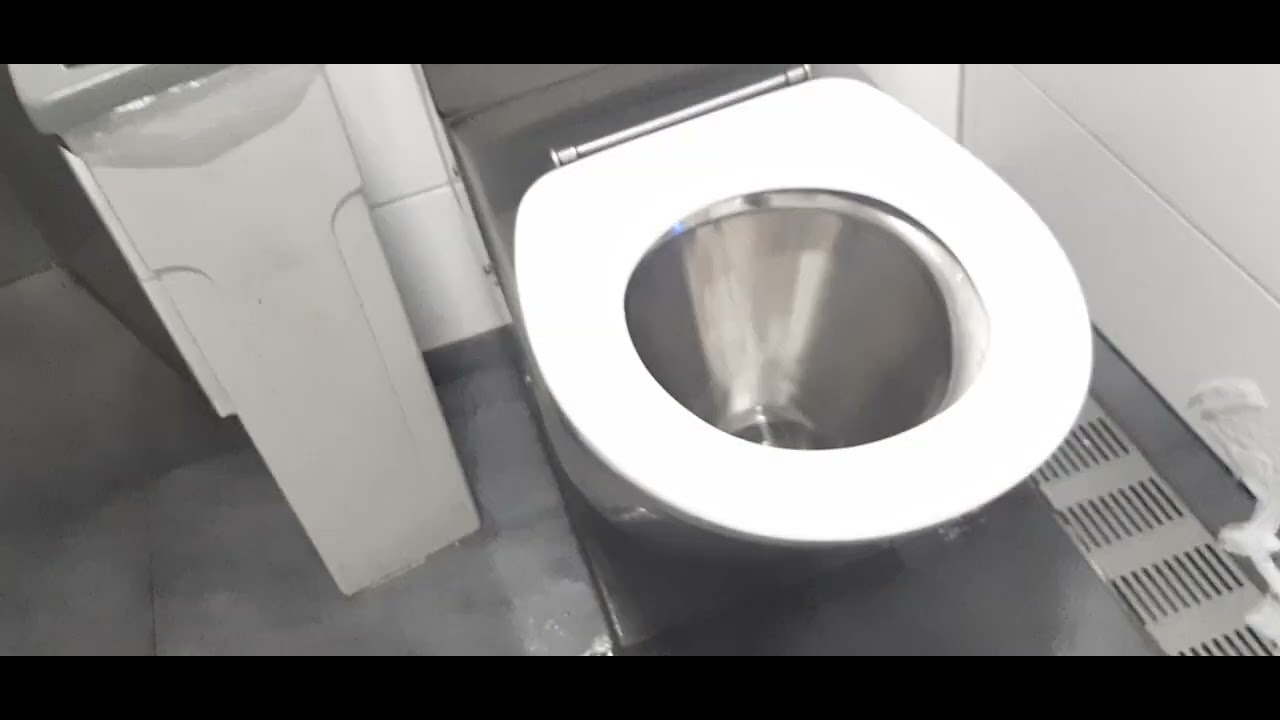 (FIRST) Hand Dryer Exeloo Review | Hallam Station (Voice Reveal!) @TheUnlabeledXtrapolis