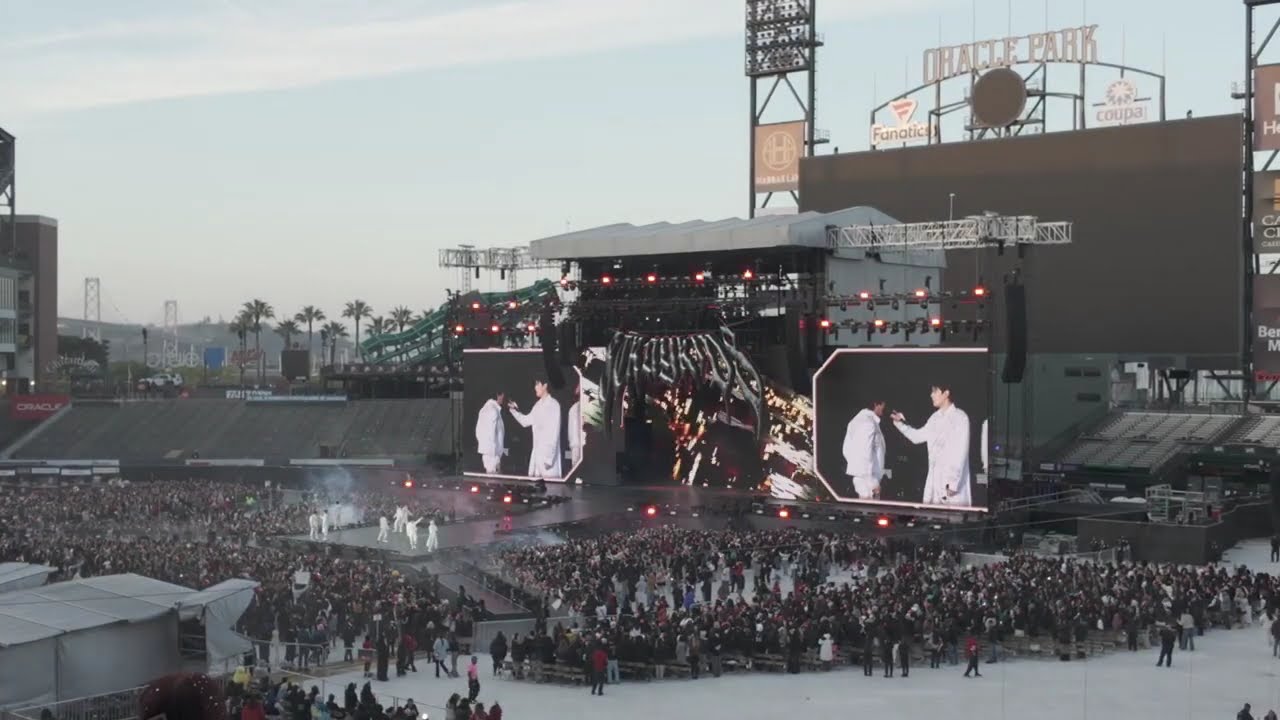 250528 - Stray Kids - [dominATE SF] @ Oracle Park - Intro, MOUNTAINS, Thunderous, JJAM, District 9..
