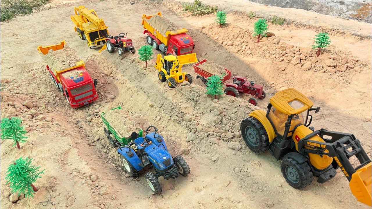 JCB 5CX Loading sand mud Tata truck Tata tipper tractor new Holland, Mahindra Eicher fully Loading