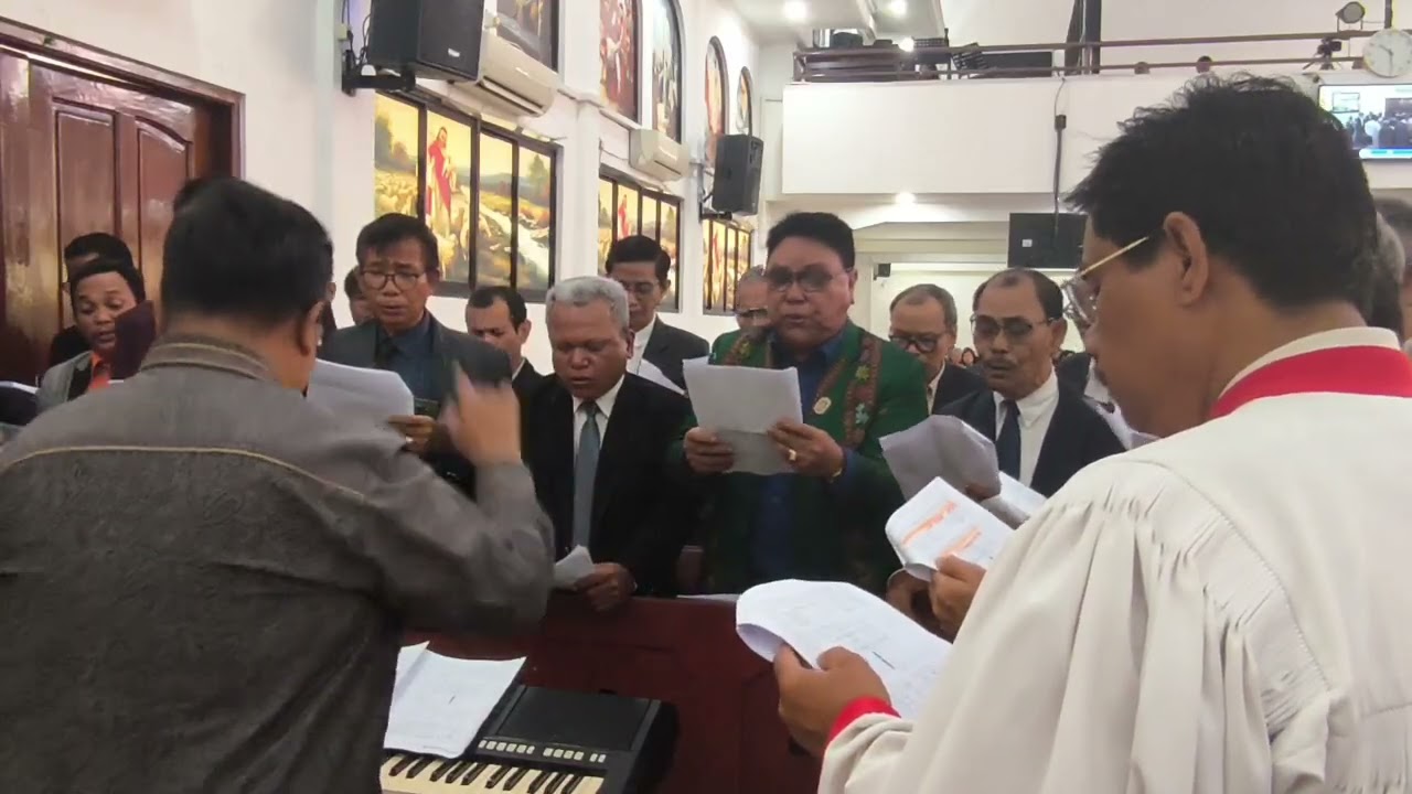 Tuhan Selalu Menolongku
