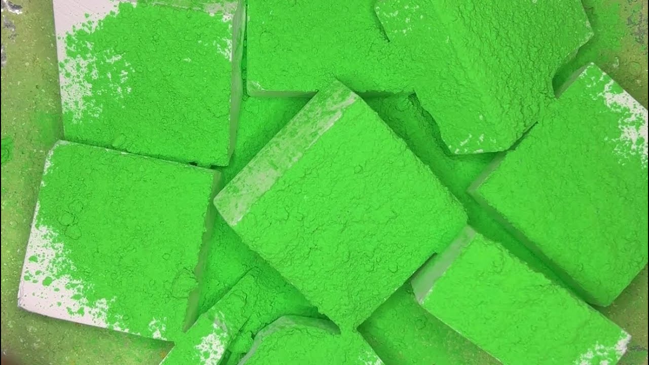 Fresh Gym Chalk blocks with Green powder