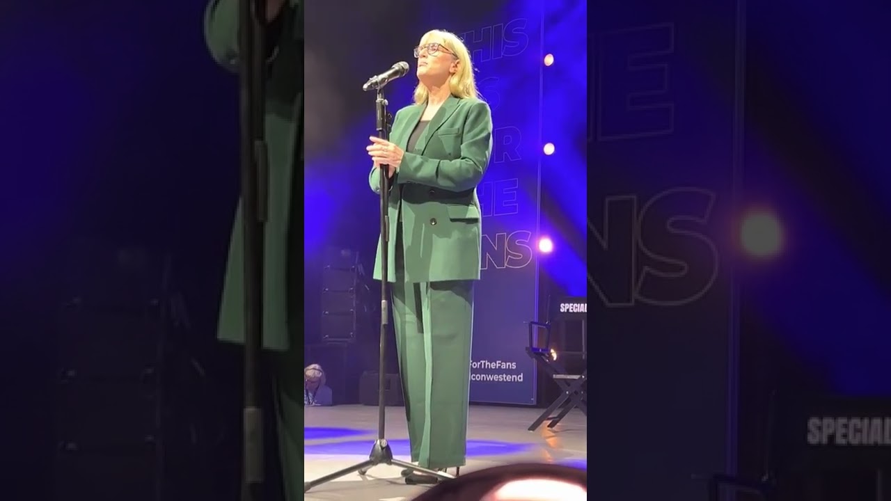 Jenna Russell sings I Remember by Stephen Sondheim at Musical Con 2022