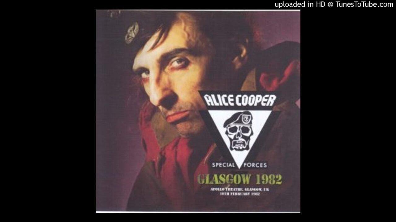 Alice Cooper Live At The Apollo Theatre Part 1