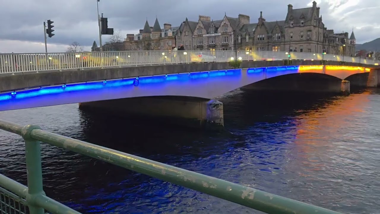 Ness bridge in inverness  lit up in  blue and yellow the colours of the Ukrainian flag 💛💙