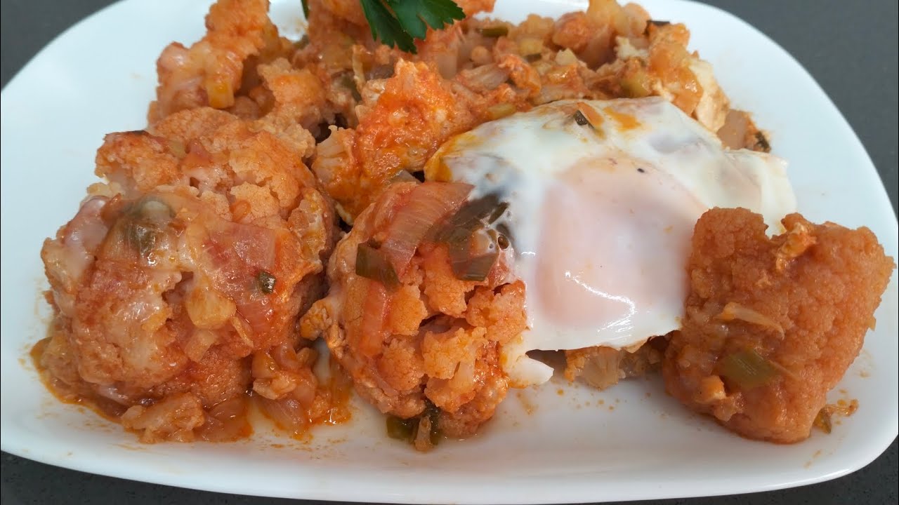 Coliflor con tomate, huevos y queso/ Deliciosa receta de coliflo#recetasdesemanasanta