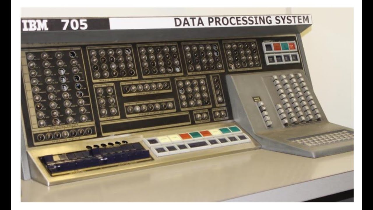 1957–1960-е годы. Мейнфрейм IBM 705. Обработка данных. Военная перфокарта ВВС США. Образовательна...