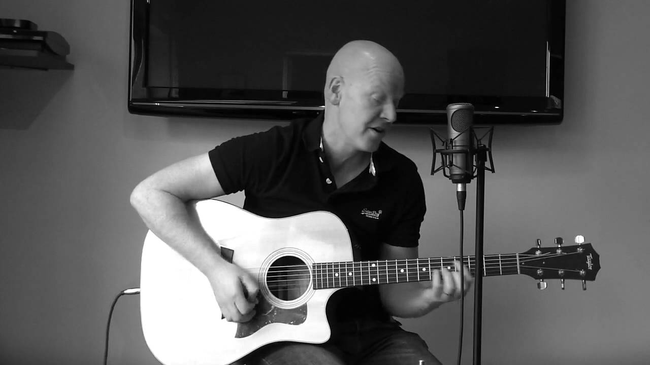 Stuart McLean  - She's Electric (acoustic cover)