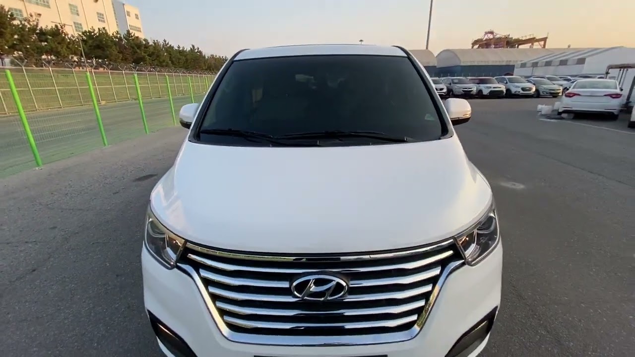 Hyundai Grand Starex Limousine