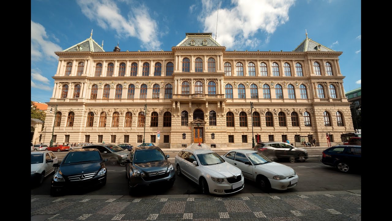 Uměleckoprůmyslové museum v Praze - úvod ve znakovém jazyce