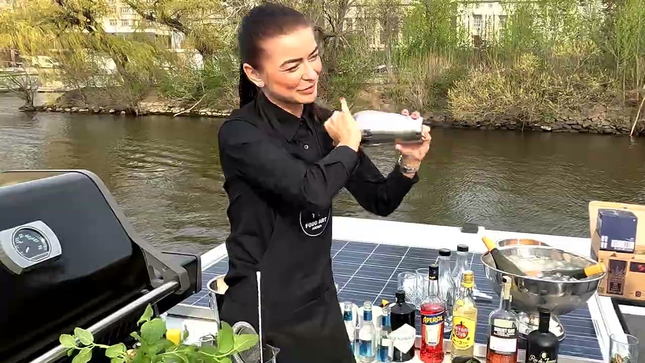 YachtBoat Prague cruises