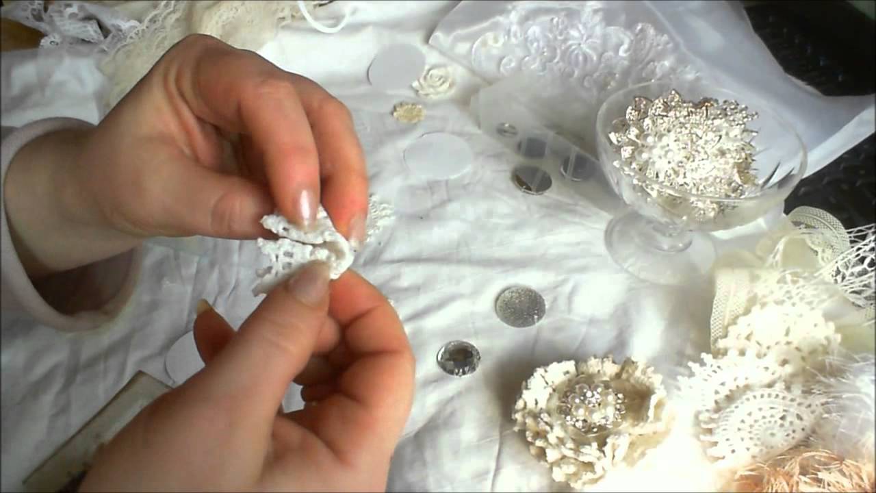 Shabby chic flower - Folded doilies tutorial