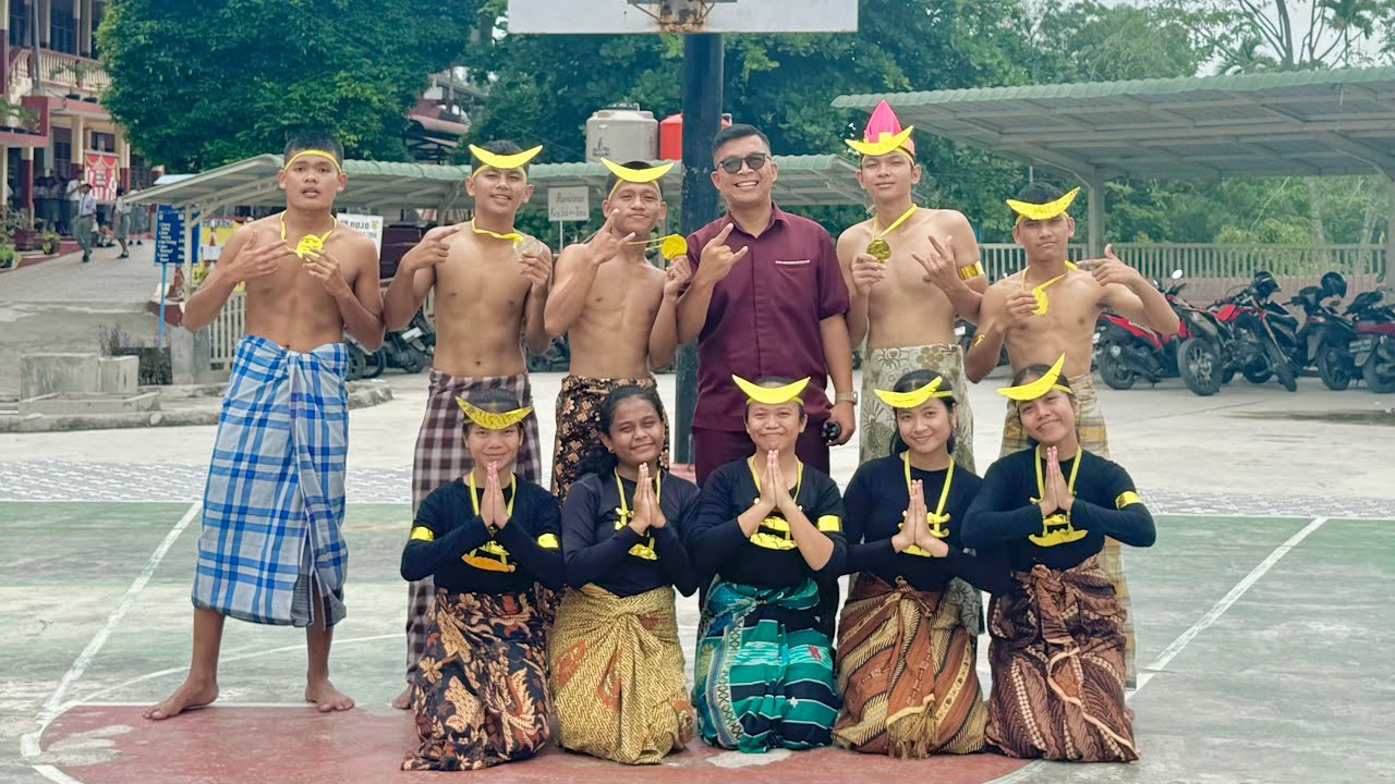 Tari Sirih Pinang (NTT) - XII MIA 1 SMA BINTANG TIMUR RANTAUPRAPAT