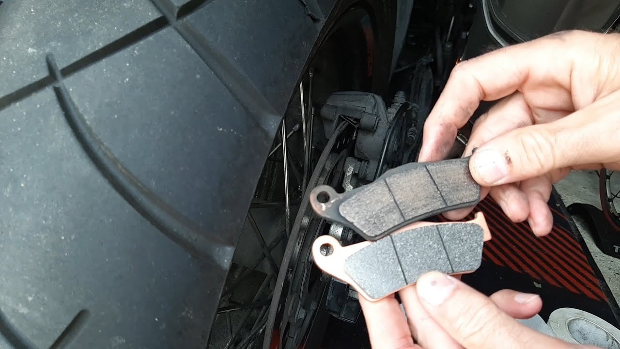 Changement palquettes frein arriere KTM 1290 Adventure