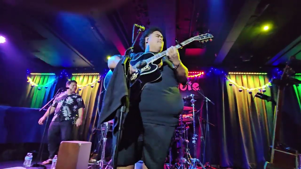 IAM TONGI @ BLUE NOTE WAIKIKI