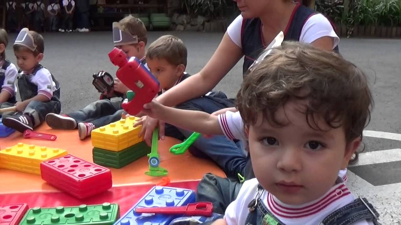 Jardín Infantil La Arboleda - Grupo Pollitos, Abejas, Caballitos y Patos en actividades
