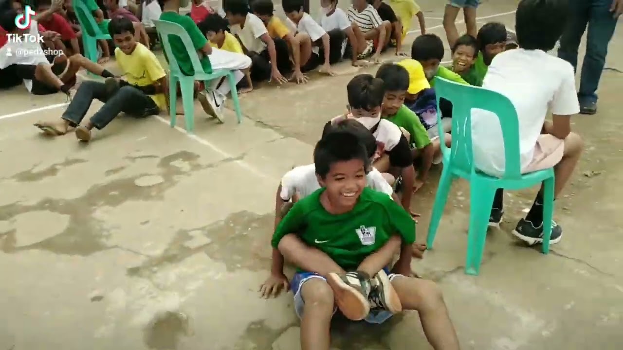 Laro ng Lahi /Larong Pinoy CENTIPEDE Race INTRAMURAL@ OLIMPIO A. GUARIN JR.NHS Bacolod, Juban, Sor.