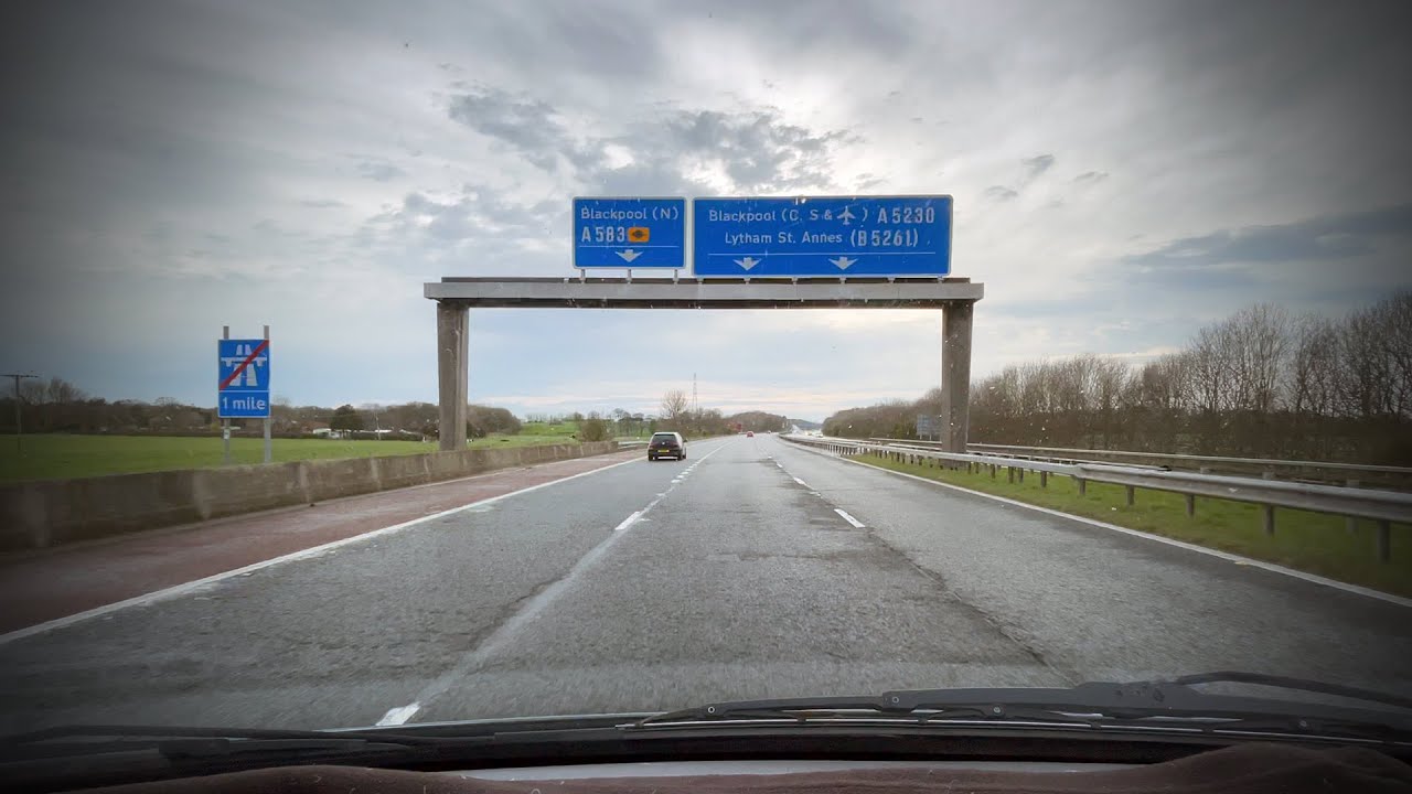 Driving 🚗 into Blackpool🗼