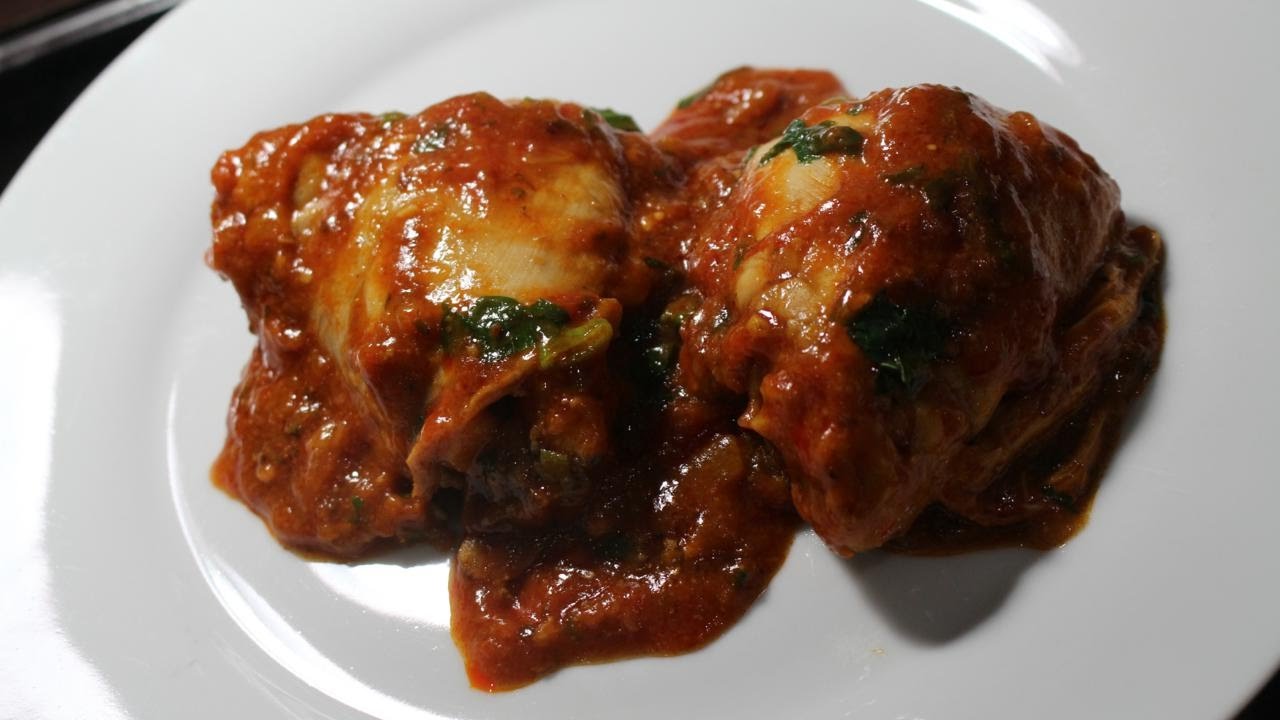 Frango com molho| Por: Sussa Rodrigues