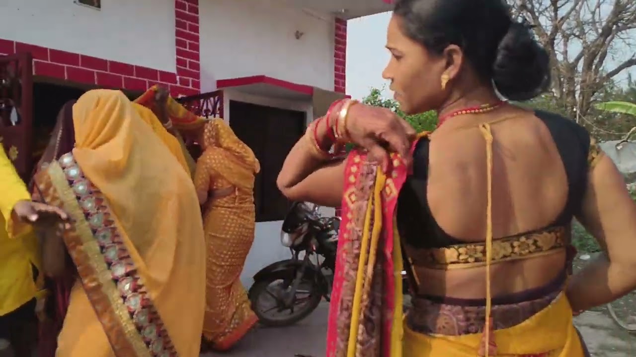 लैला पूजने वाला गीत