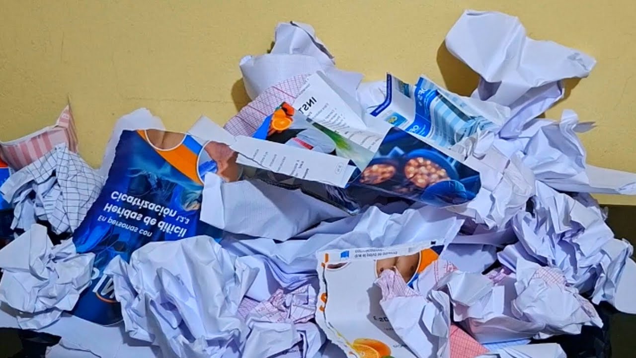 8 Minutes of Paper Crinkling & Tearing ASMR | NO TALKING | Relaxing Paper Sounds