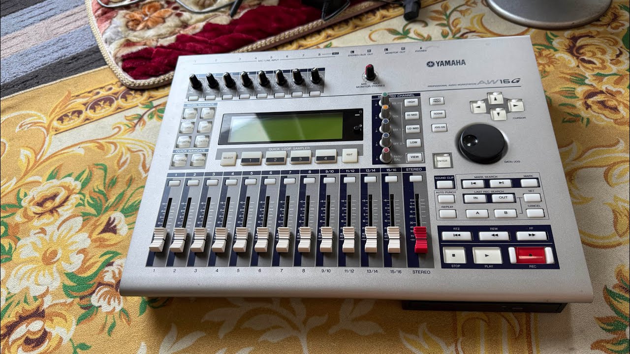 Mixer số bãi nhật Aw16g 2 máy effecf độc lập 