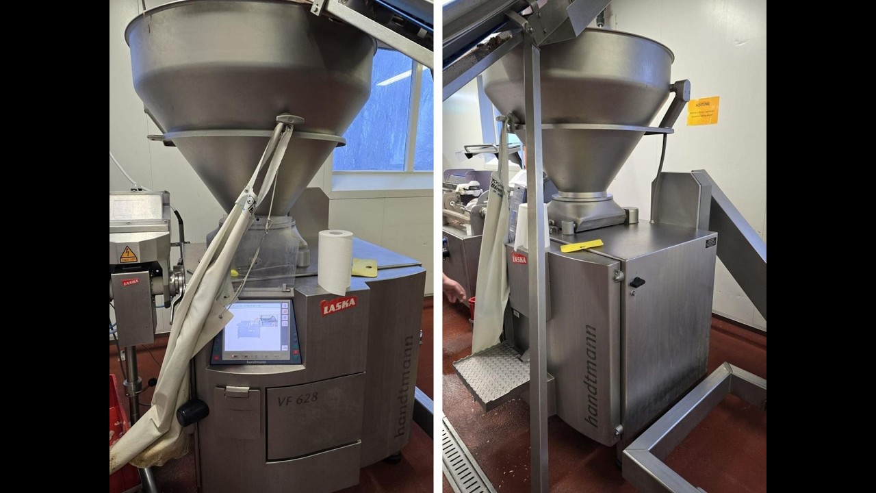 2083-107: Handtmann vacuum filling machine with lifter for 200 liter meat bins