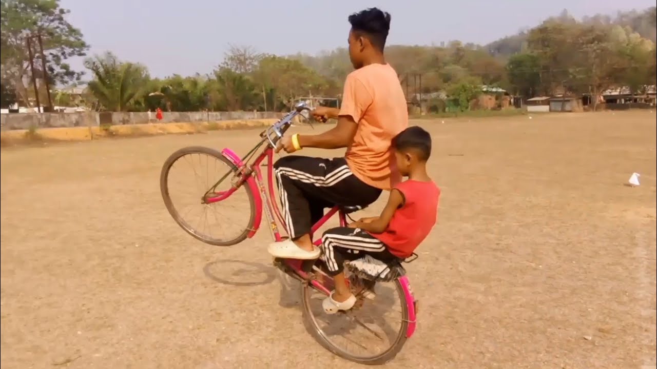 Cycle wheelie short video 🚴😁