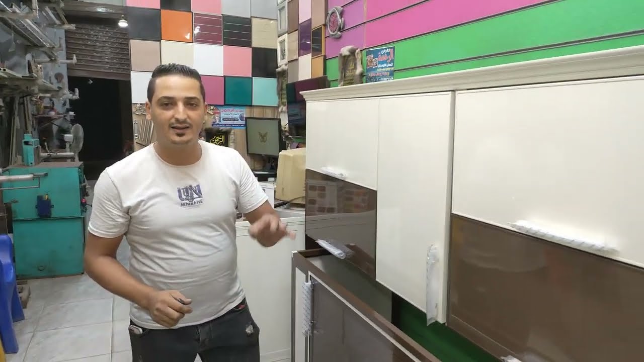 مطبخ لونه اوفيت في بني والخامه فايبر جلاس دواخل 4م | مطابخ الوميتال