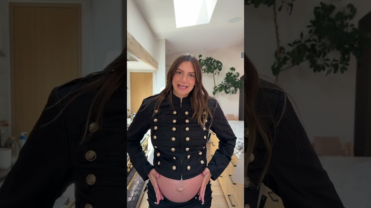 Как думаешь, люди узнают, что я беременна? Подскажи, где спрятать живот.