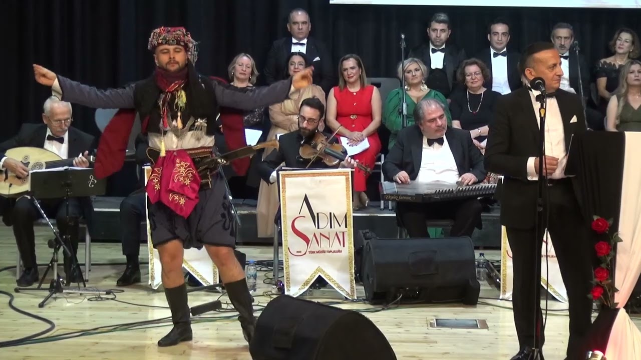 EKLEMEDİR KOCA KONAK  - Ali Oral