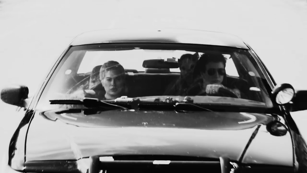 Laura Jane Grace - I'm Not A Cop [OFFICIAL VIDEO]