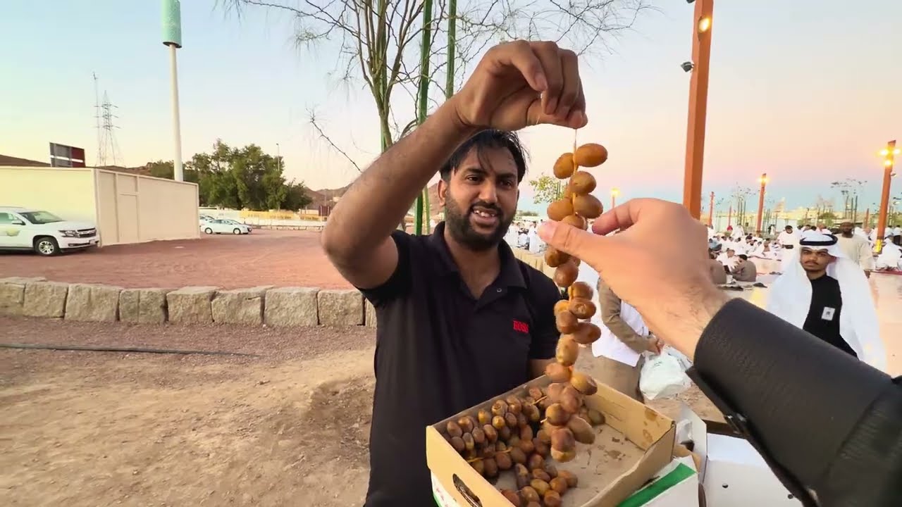 إفطاري اليوم في ميقات أهل المدينة ذا الحليفة في الساحات الجديدة ومشاهد جميلة لسفر الصائمين 12 رمضان