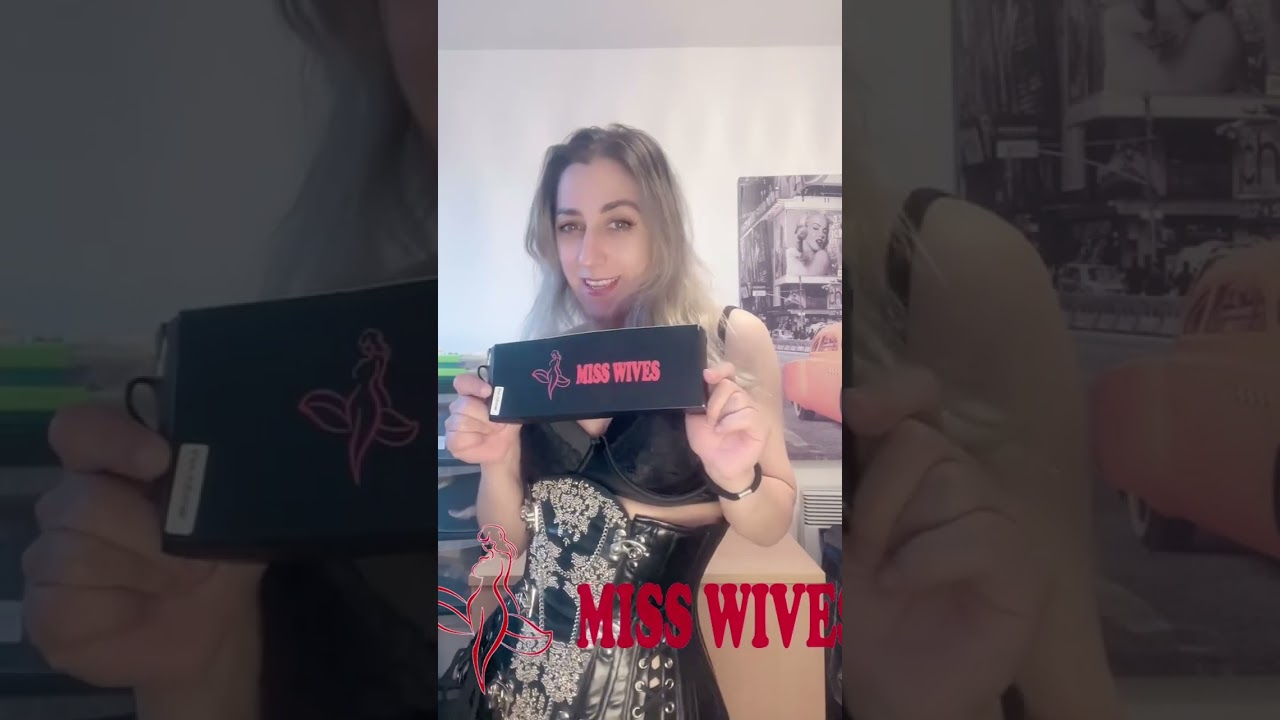 Miss Wives Sex Toy Review by @clubkimscott #MissWives #DildoVibrator  #buy1get3 #plus12off