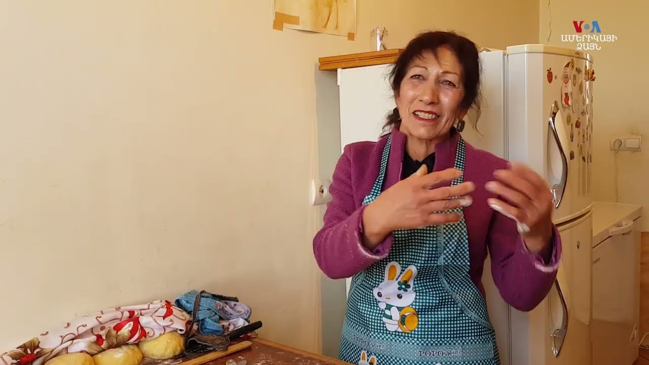 Եզդիների Նոր տարվա կլոճե սալե սարեի օրն է․ գաթա ենք թխում շեյխուհի Հասրաթի հետ