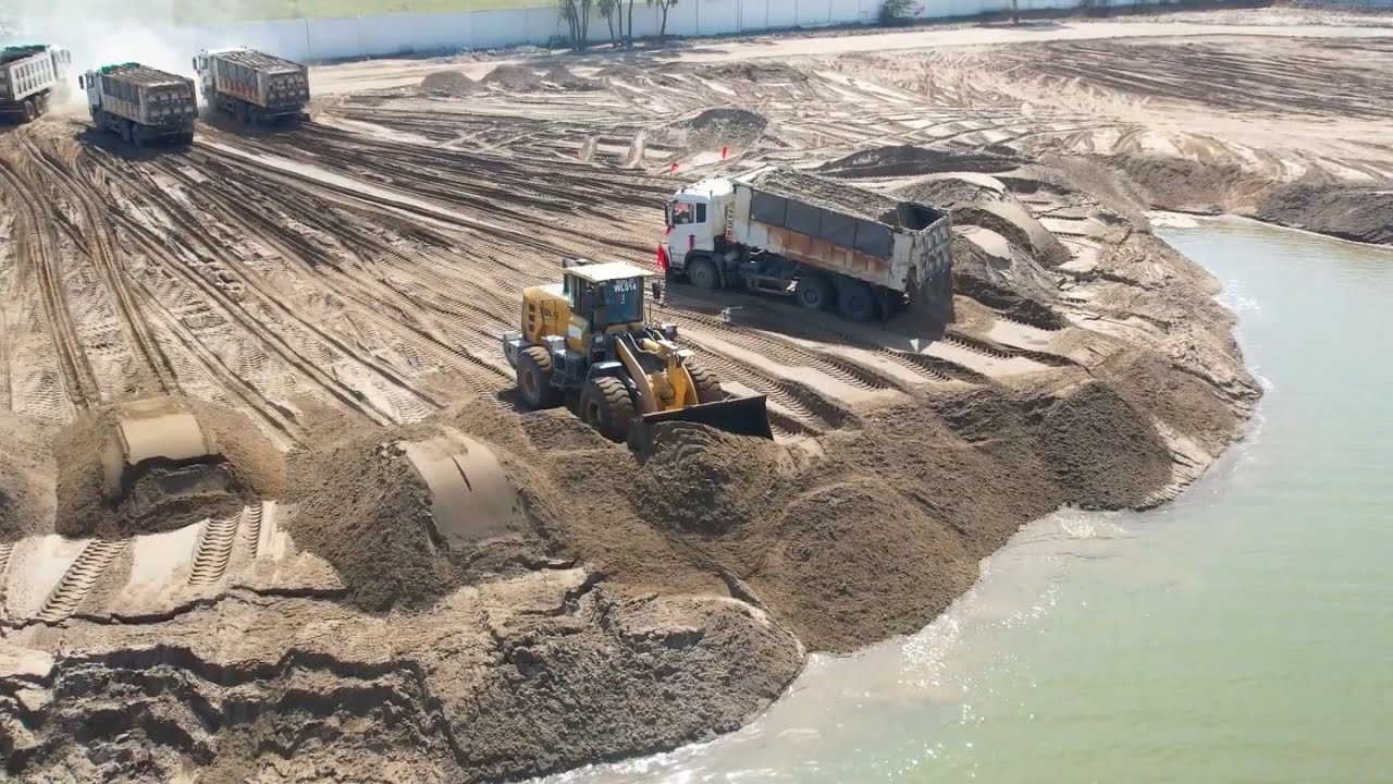 Update Project Delete Pond Pushing Soil Sand Filling Up Wheel Loader, SHACMAN Truck 25.5Ton