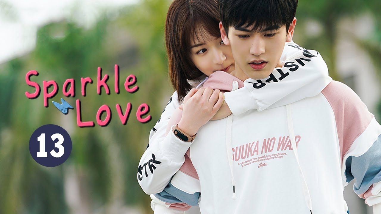 【ENG SUB】EP13: Weiwei enjoy Mai Sichong's cute childhood photos!《Sparkle Love 心动的瞬间》【MangoTV Drama】