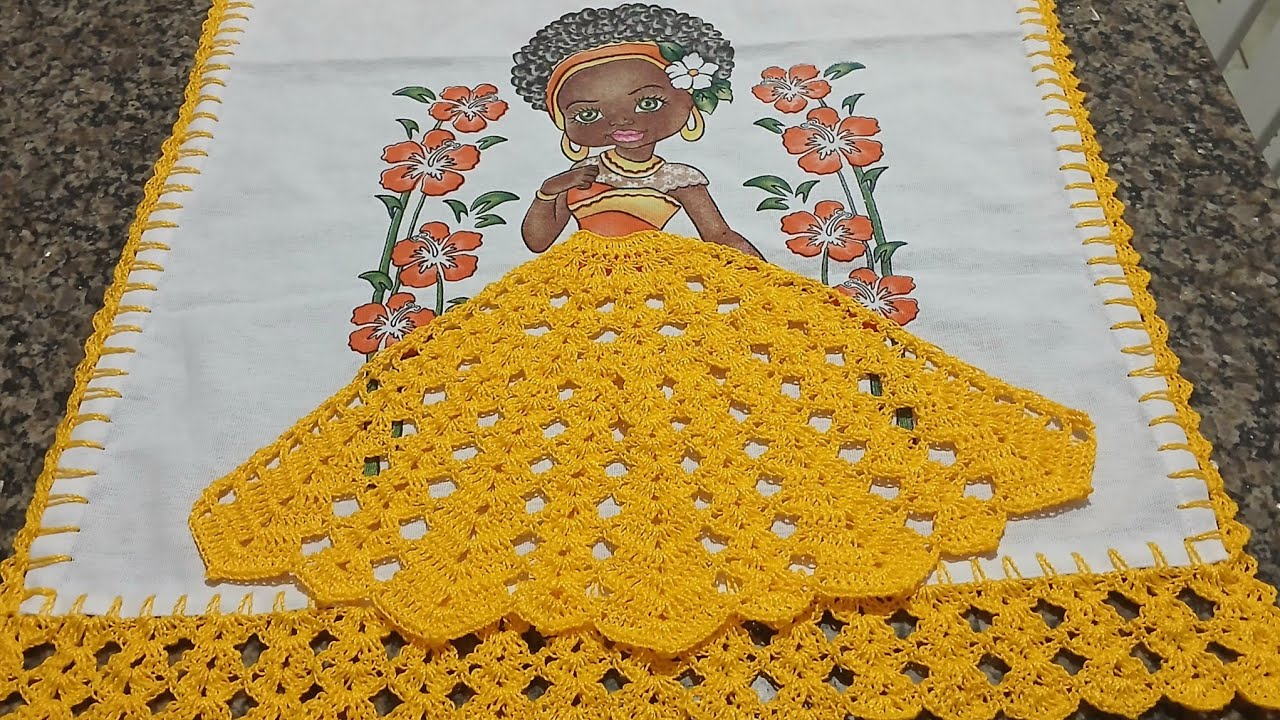 Saia  em crochê pra boneca mulatinha pano de prato