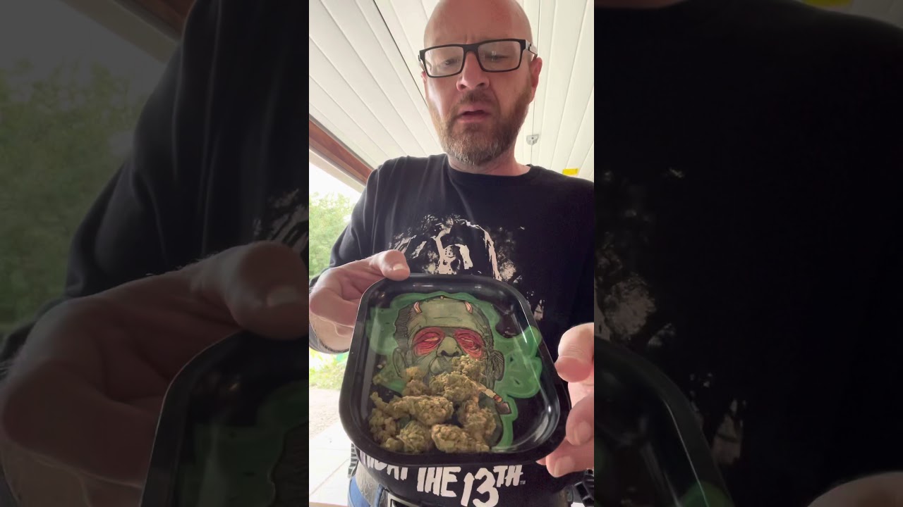 Ganja with Grinner: Color Cannabis Pedro&rsquo;s Sweet Sativa
