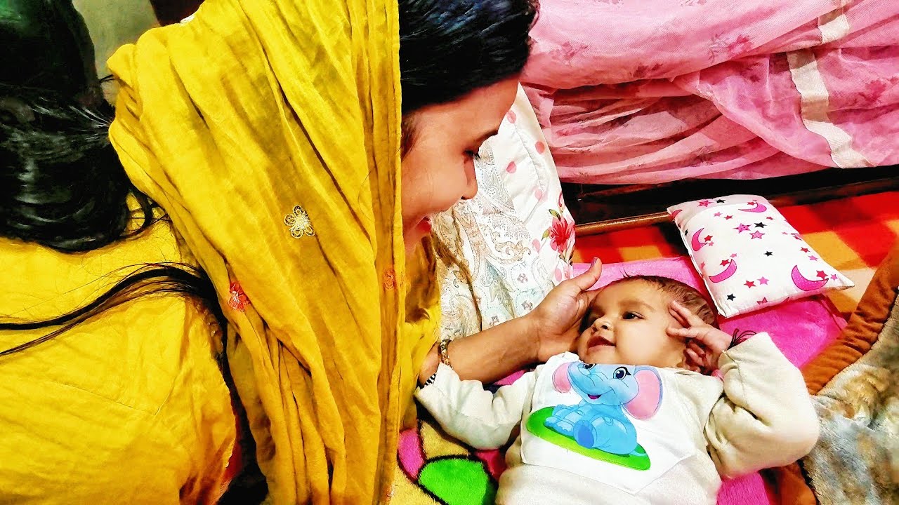 आज पूरी मस्ती में मै और मेरी नन्हीं परी 🤣♥️ |