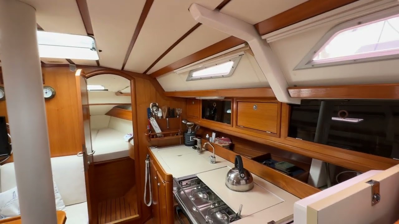 Jeanneau Sun Odyssey 39  - Boatshed - Boat Ref